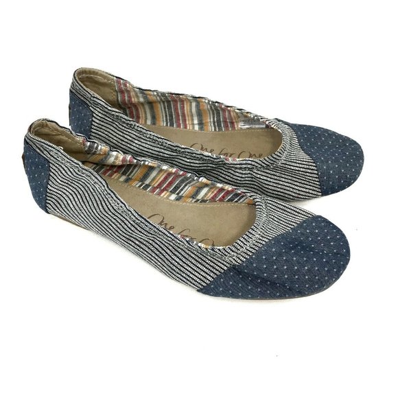 Toms Shoes - TOMS Youth Blue Slip On Chambray Ballet Flats